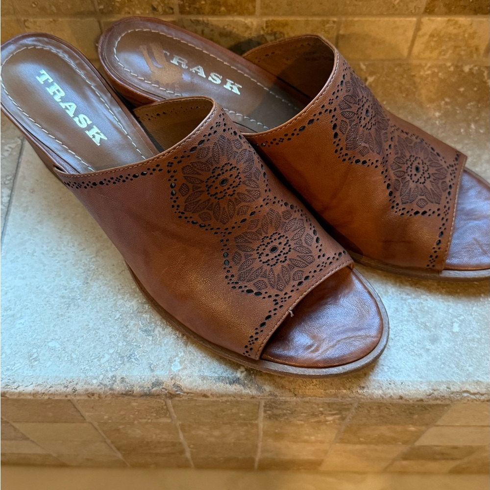 Trask Women's Brown Leather Mules